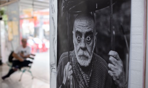 VR: exposição gratuita ‘Operários’ reúne visões distintas de três artistas no Zélia Arbex